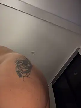 Rae_Lil_White's Live XXX Chat