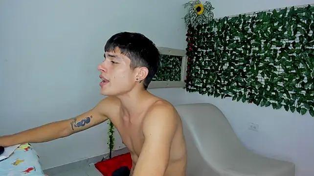 The_beby_guy Chat XXX in diretta