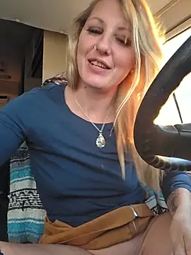 Chat XXX ao vivo de SheIsSomething