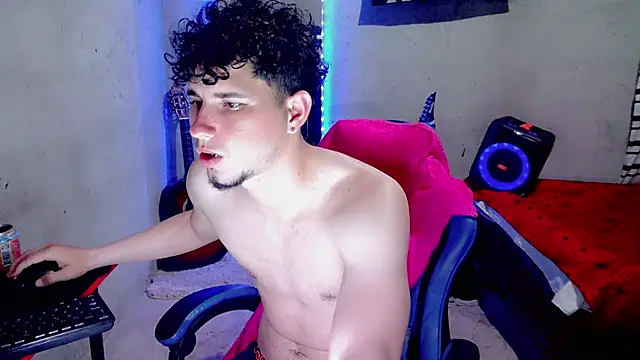 Atom_Hot – Naživo XXX chat