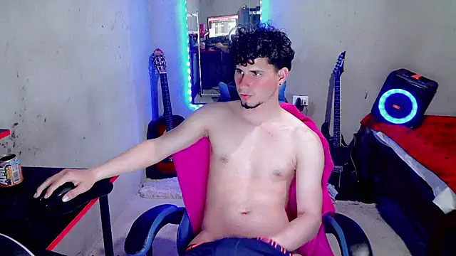 Онлайн чат XXX Atom_Hot