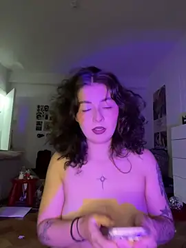 LittleHannaa_'s Live XXX Chat