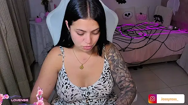 Victoryyy_n Live XXX chat