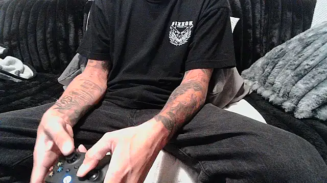 JohnnyKorrupt_ লাইভ XXX চ্যাট