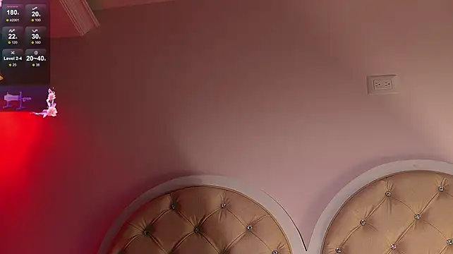 XXX chat uživo modela caroline_adams_