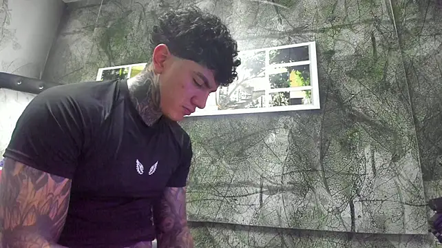 Chat XXX Live Gury_tattoo