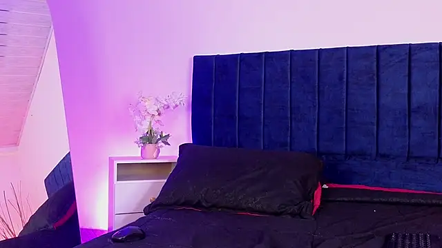 Ivyrousse__'s Live XXX Chat