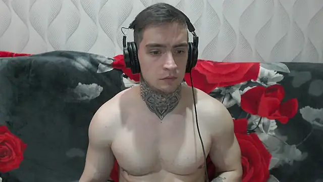 this_is_andyn Live XXX chat