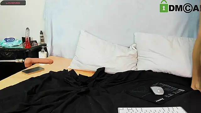 Chatroom XXX en direct de AxelyTiffany
