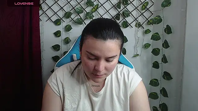 Nika_1_'s Live XXX Chat