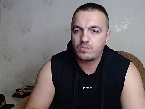 MasterTaylor XXX чат на живо