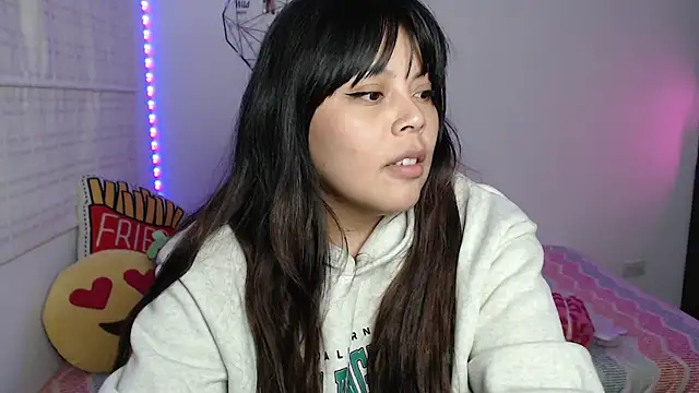 EllieMoonX's Live XXX Chat