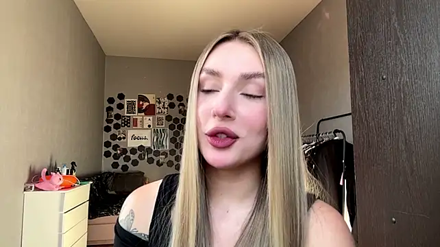 TericaEllermann Live XXX-Chat