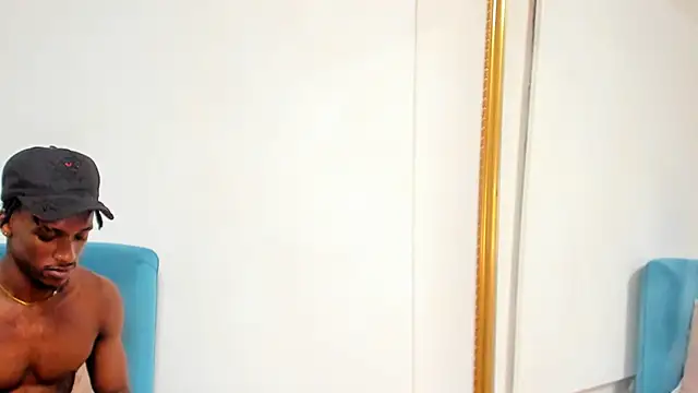 Chat XXX Live Charliedamn