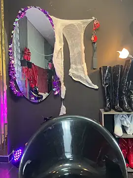 MikeHunteer – Live XXX-chat