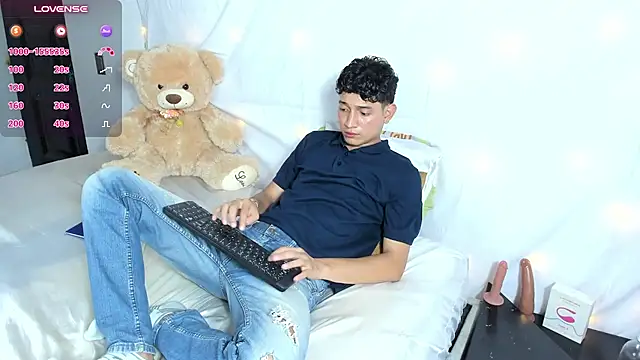 Benjamin_Buster: απευθείας συνομιλία ΧΧΧ
