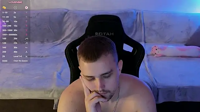 Larstar01 – Naživo XXX chat