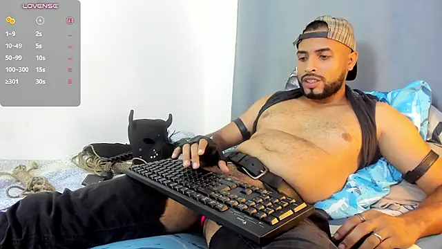BlueJaguarAndy élő XXX-chatje