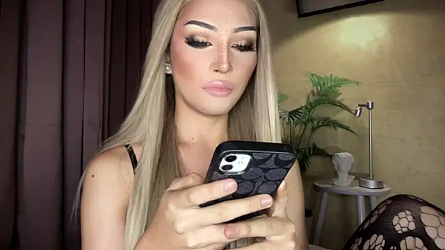 Czat XXX na żywo – Alicegreenexx