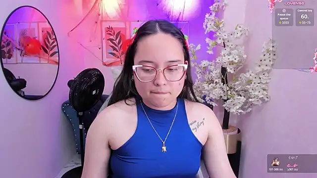 Shady_bug's Live XXX Chat