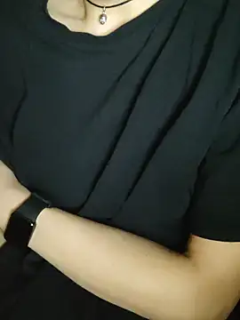 Aashikalaa's Live XXX Chat