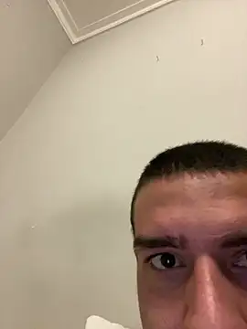 Chat +18 de Ivis1999 ao vivo