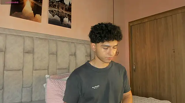 Kairoxxx_ Live XXX-Chat