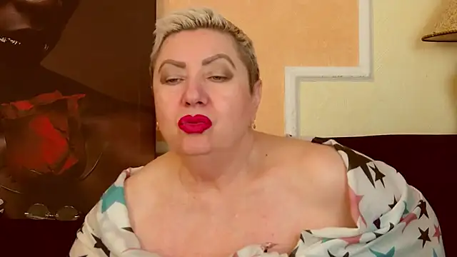 LadyPosh Live XXX-chat