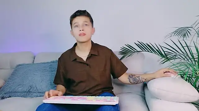 Tim_wolf ওয়েবক্যাম শো