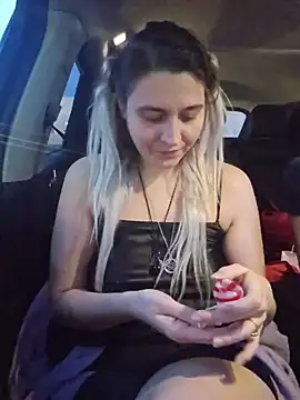 ScarletsWeb élő XXX-chatje