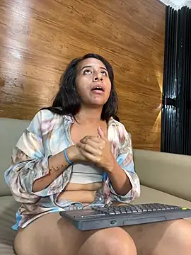 JuliaMorena's Live XXX Chat