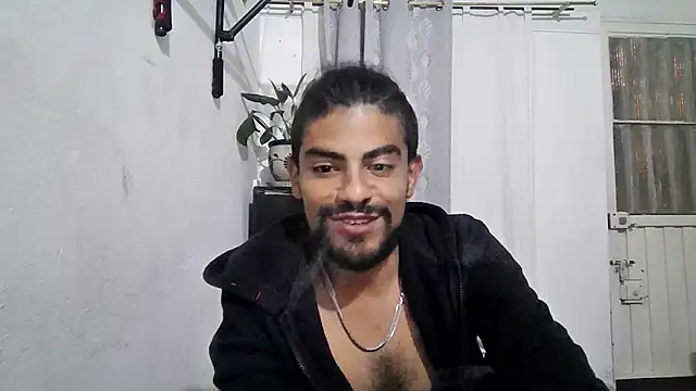 JBond007BBC Chat XXX live