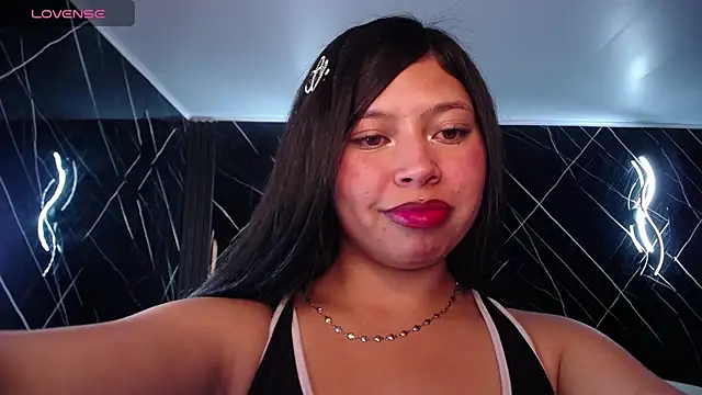 luna_dreamwet's Live XXX Chat