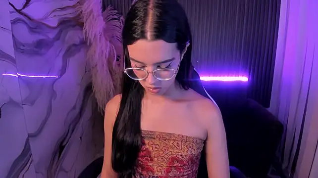 VictoriaMonroee_ Live XXX-chat