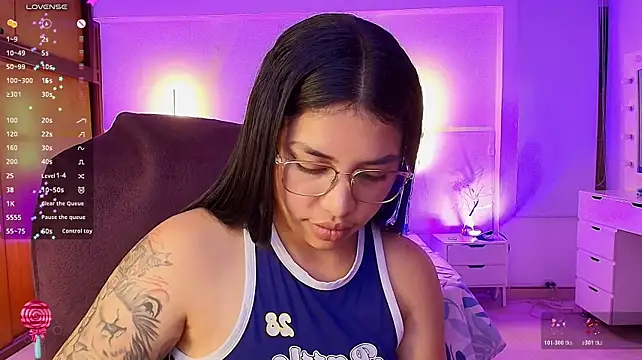 kloe28 Live XXX-Chat