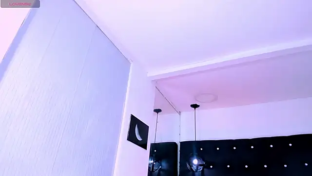 miss__yissell XXX чат на живо