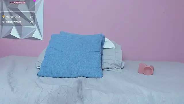 mia_gold_'s Live XXX Chat