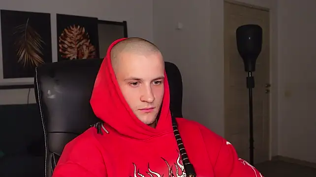 Igor_Wilde live XXX chat