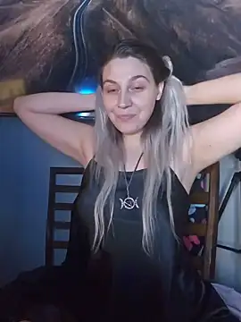 ScarletsWeb: απευθείας συνομιλία ΧΧΧ