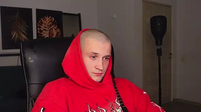 Igor_Wilde Chat XXX in diretta