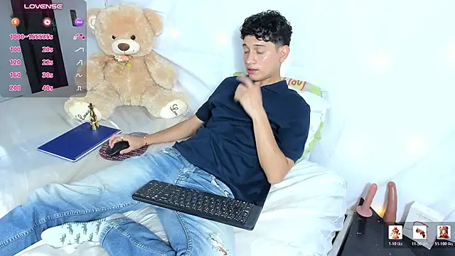 Benjamin_Buster Chat XXX live