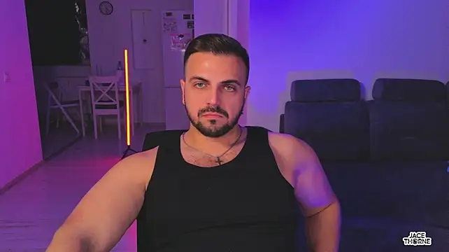 Jace_Thorne Adlı Modelin Canlı XXX Sohbeti