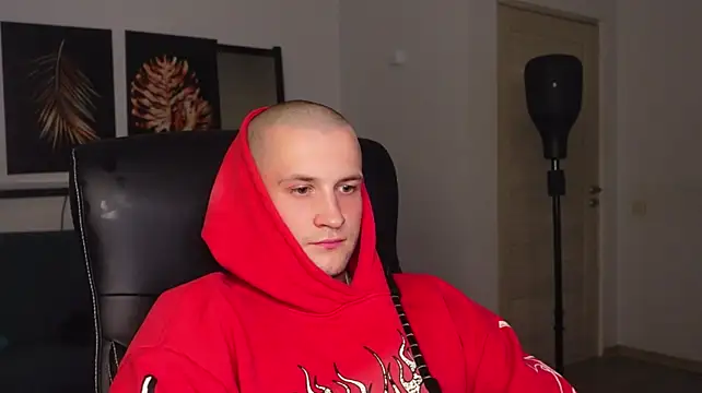 Igor_Wilde live XXX chat