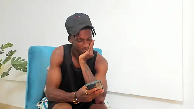 Онлайн чат XXX Charliedamn