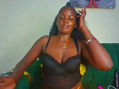 cutesmiling Chat XXX in diretta