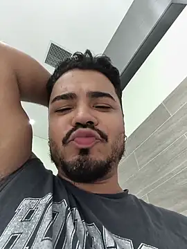 TheKingThiago Chat XXX live
