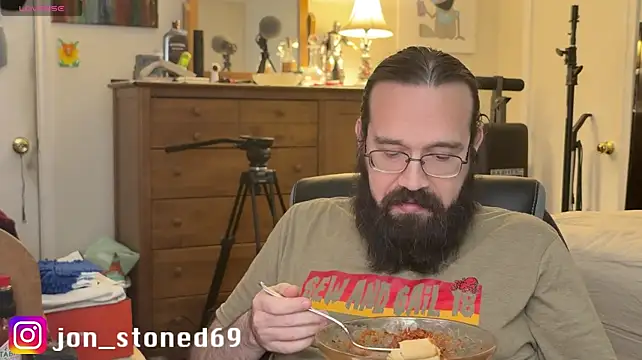 Apocalypse_Jerry Live XXX-chat