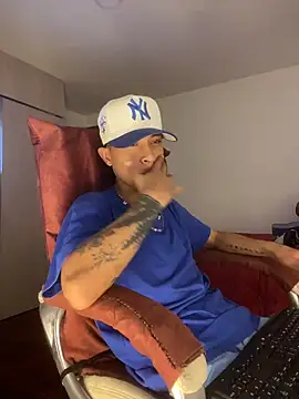 Chatroom XXX en direct de Edward_Milleer