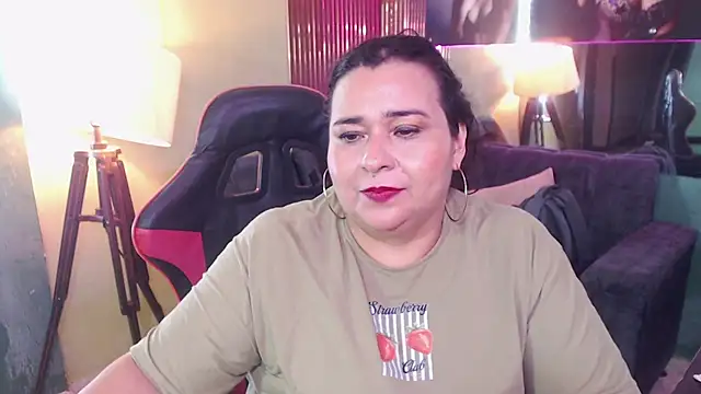 katiusca_rm's Live XXX Chat