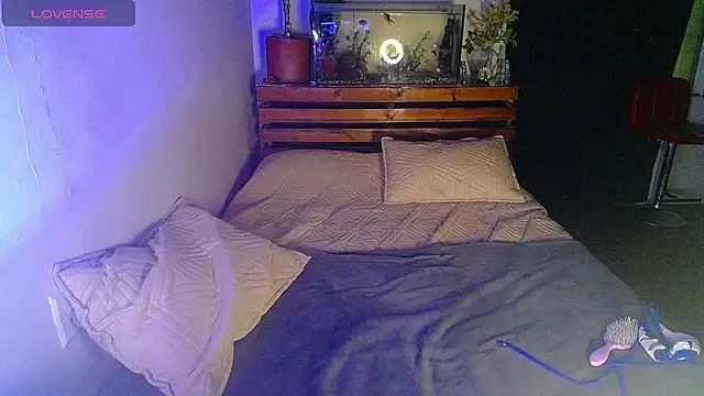 Karyblush25's Live XXX Chat